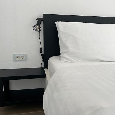 Onix Appartement Hunedoara Buitenkant foto