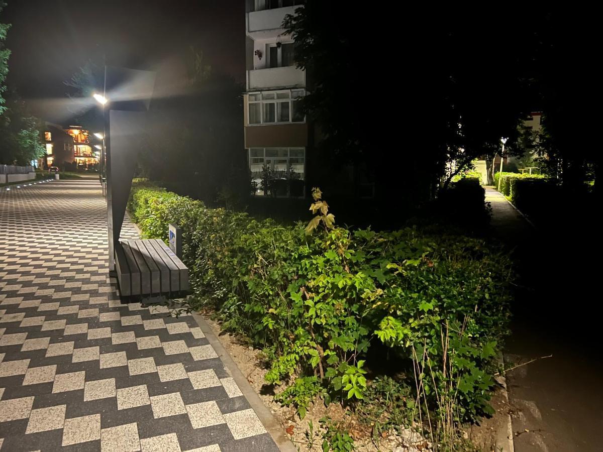 Onix Appartement Hunedoara Buitenkant foto
