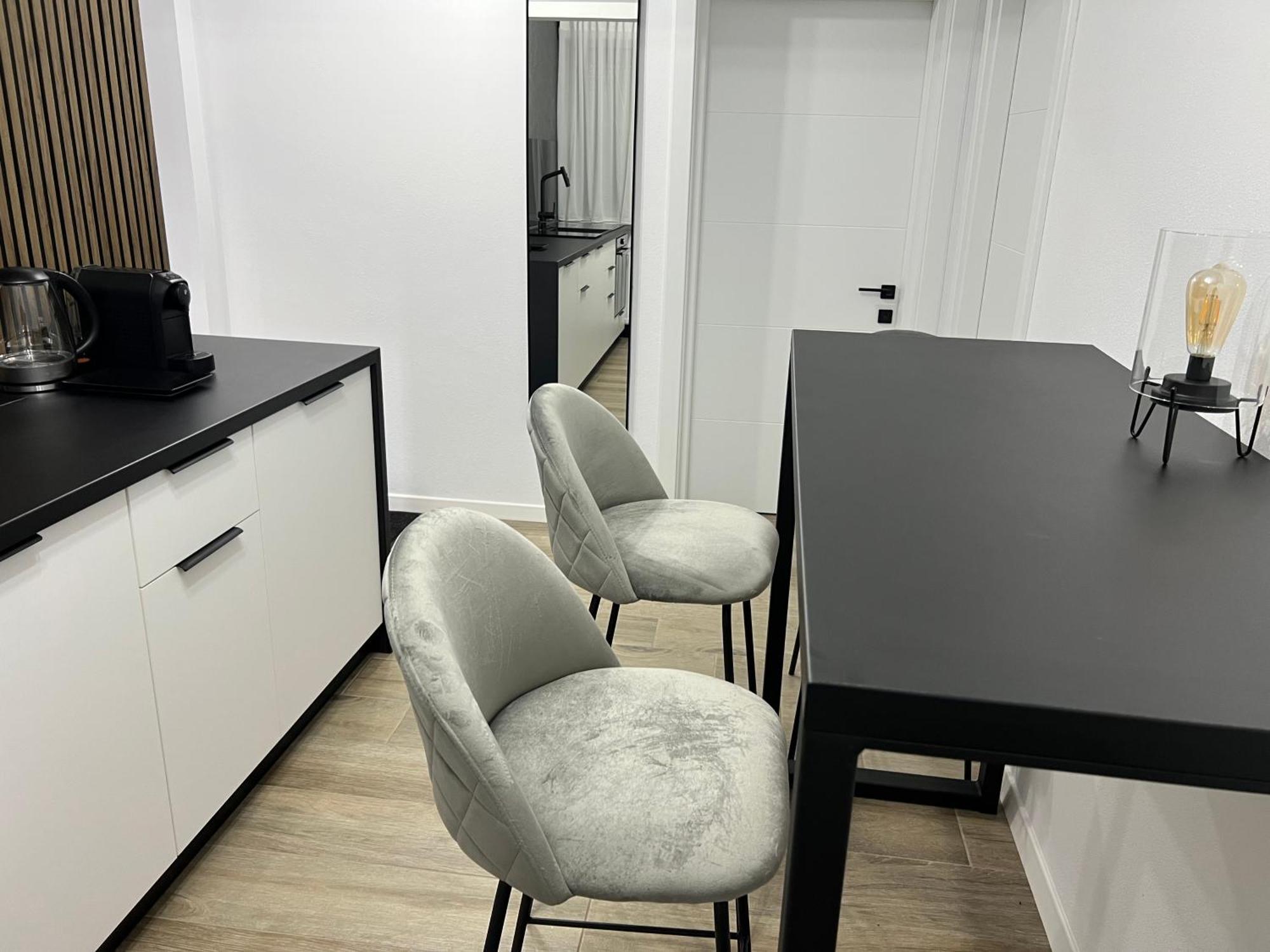 Onix Appartement Hunedoara Buitenkant foto